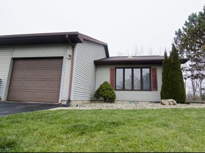 Kindlund Duplexes property