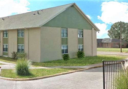 Live Oak Manor property