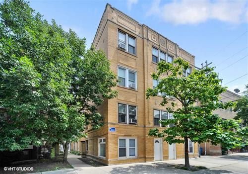3915-17 N. Southport Ave. property