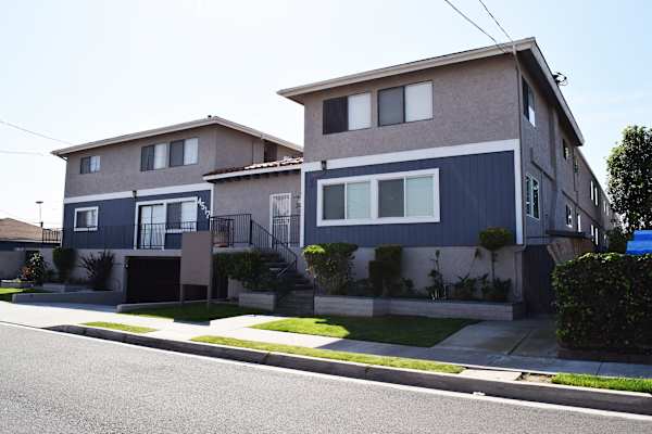 4512 153rd St. property