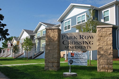 Park Row Crossing property