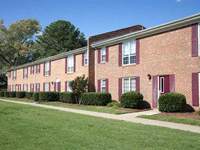 Mariners Green Apartments property
