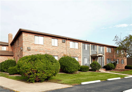 Golf Manor Apartments property
