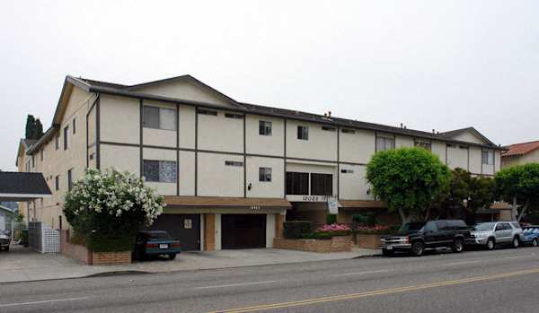 12022 Birch Ave. property