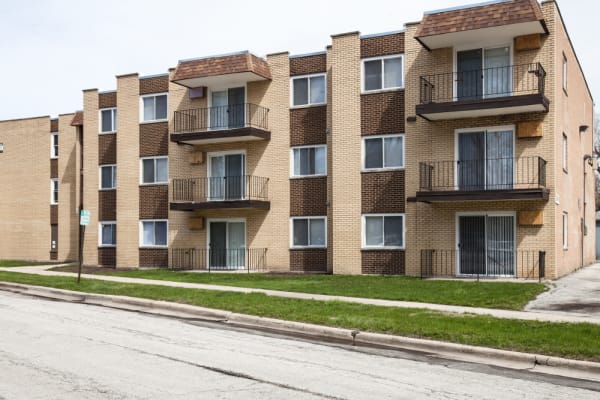 10 W 137th ST property