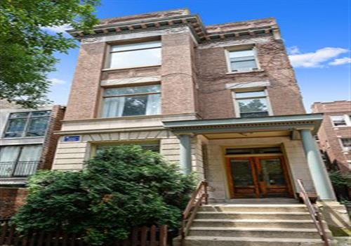 2222 N. Kenmore Ave. property