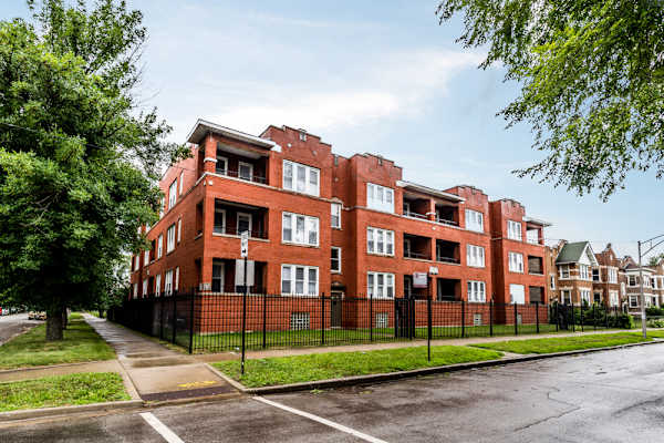 7406 S Perry Ave property
