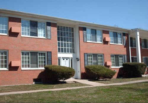Colonial Apartments property