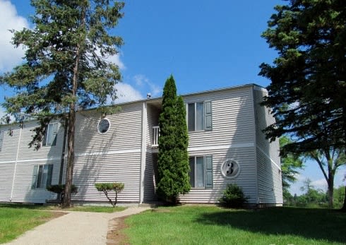400 Fuller Apartments property