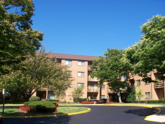 College Parkway Place property