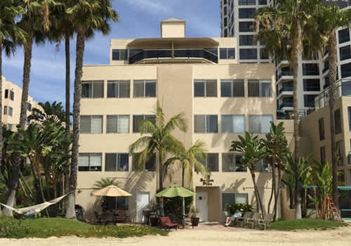 7th Place property