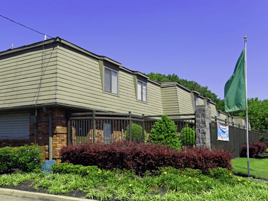 Mill Creek Apartments property