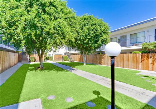 Cedar Court Apartments property