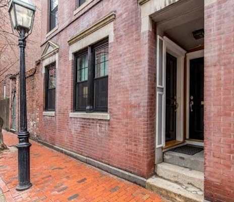 85 Myrtle St property