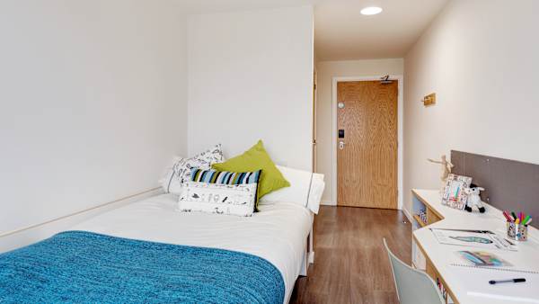 Bronze En Suite room type