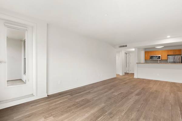 Empty Room with wooden flooring5 at AVIA on Pike Street, Seattle