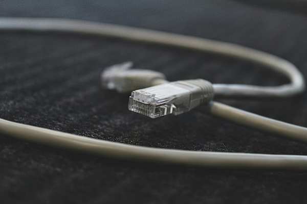 White cable at Avia Apartments on College Blvd (Overland Park), Overland Park