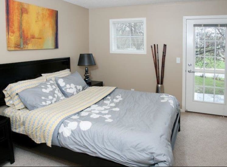bedroom with walk out, townhomes in eagan mn