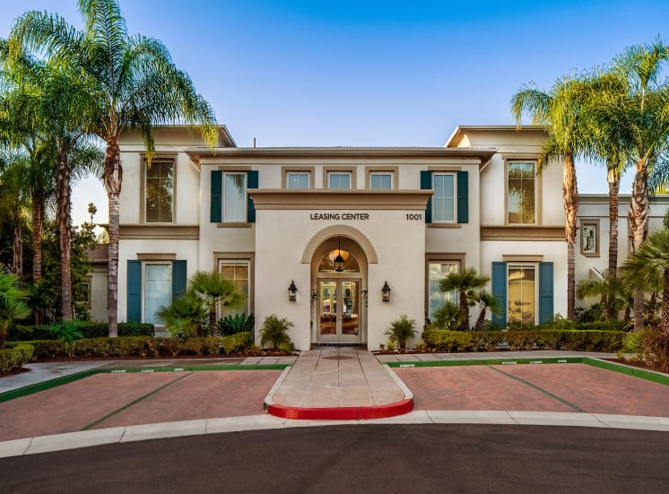 Clubhouse Main Entryat Amerige Pointe Apartments, Fullerton, CA