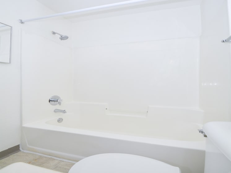 Full-Size Bathroom