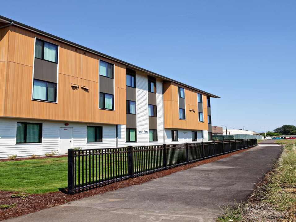 Country Crossroads Apartments Junction City