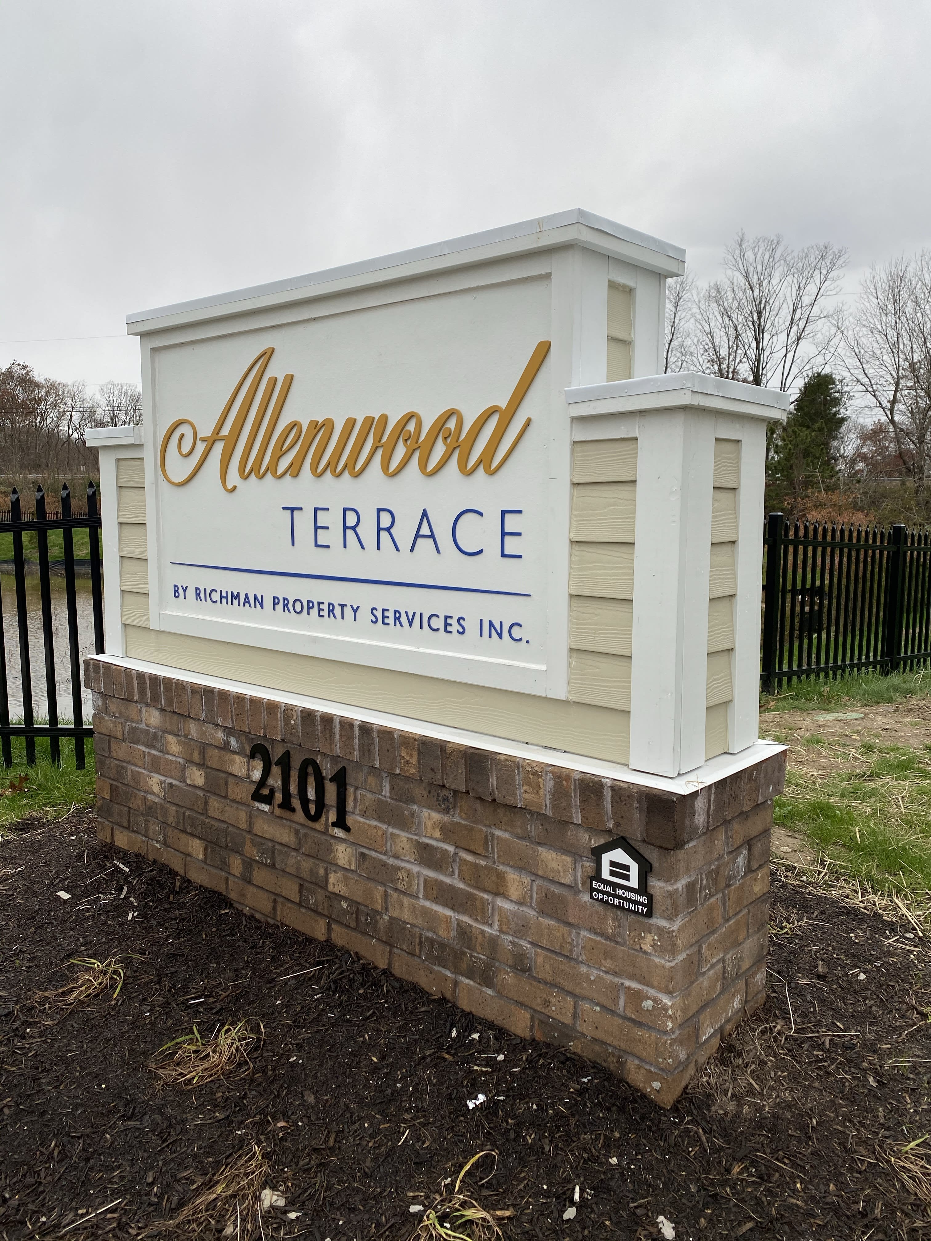 Senior Living in Wall, NJ Allenwood Terrace Apartments