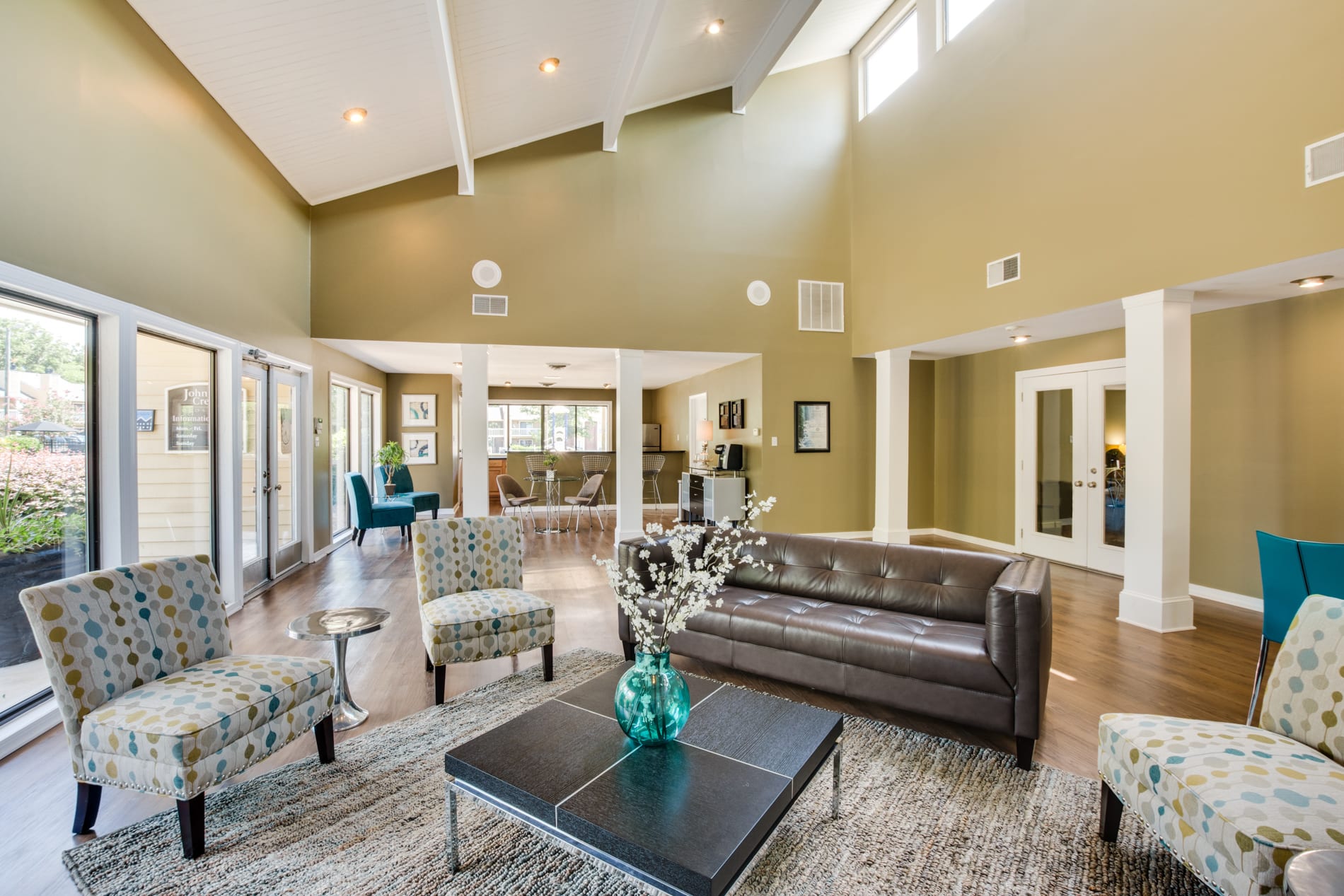 Johnston Creek Crossing Apartments in Charlotte, NC