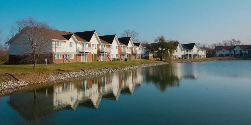 Apartments on Mitthoeffer Rd, Indianapolis Waterstone Place