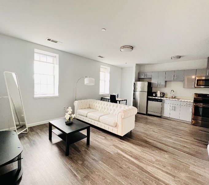 Floor plan 208-608