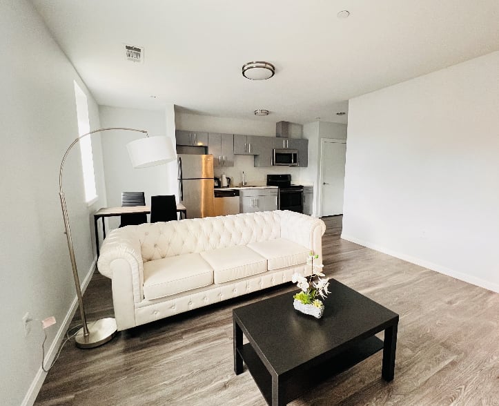 Floor plan 208-608