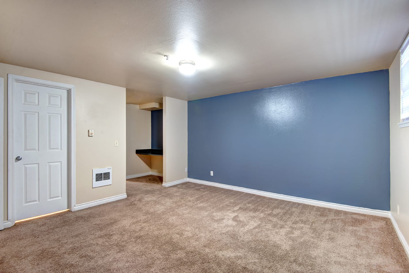Ellis Court Apartments in Seattle WA Photo Gallery