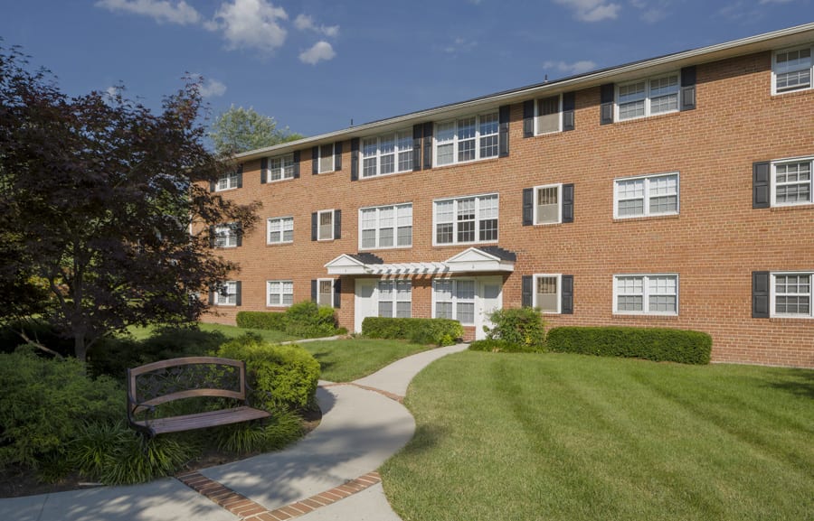 Best Apartment Rentals in National Landing Arlington VA