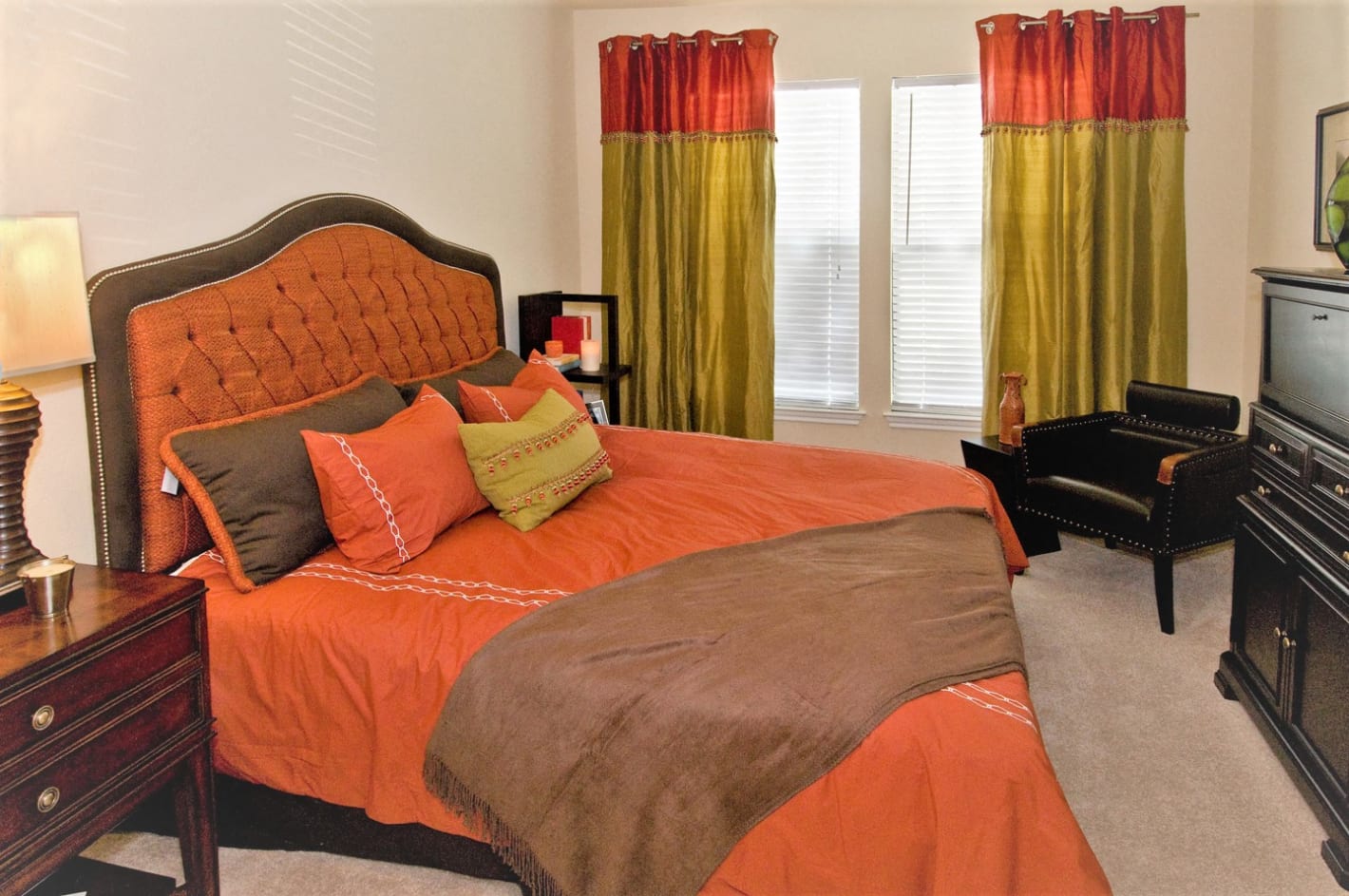 Photos and Video of Las Brisas Luxury Apartment Homes in