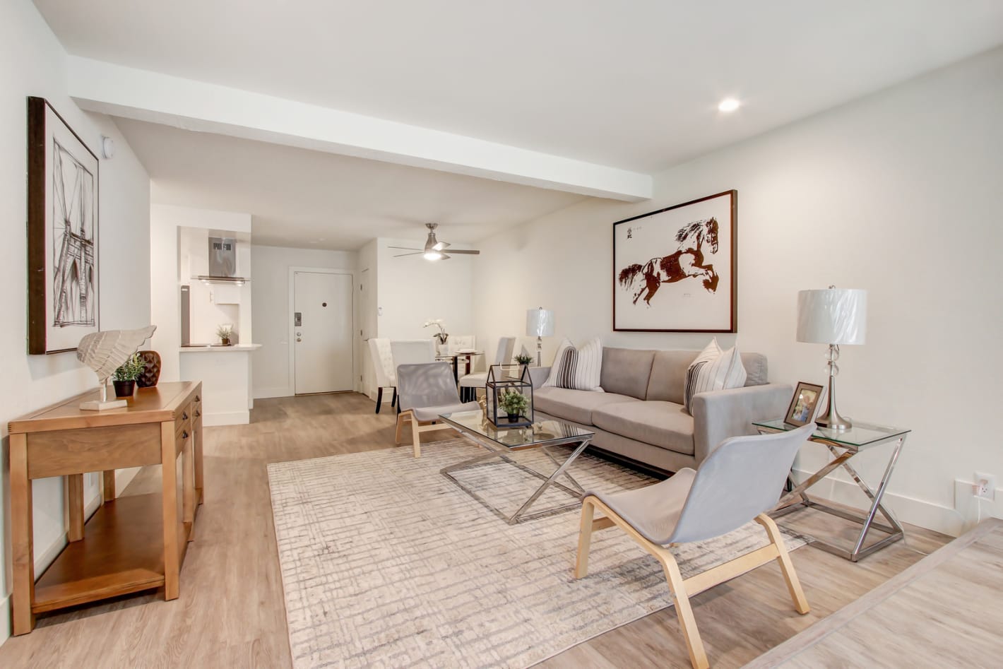 Photo Gallery of Woodcliff Apartments in Culver City, CA