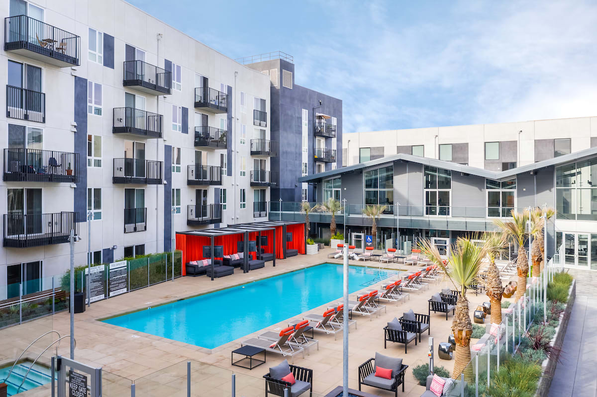 Photos Aliso Apartments Apartments in Los Angeles