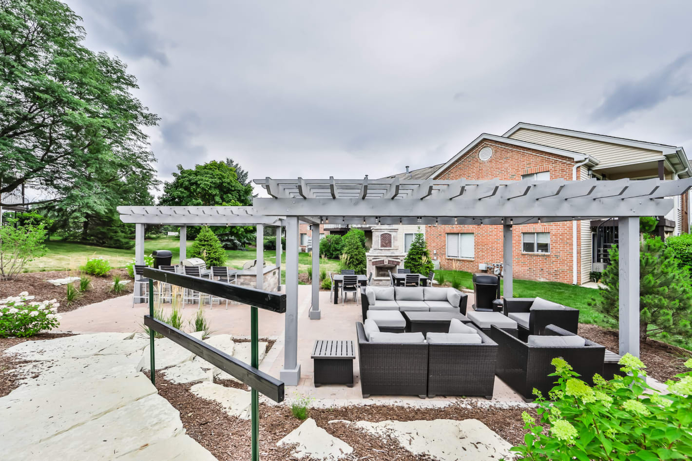 Photos and Video of Ashford at Geneva in Geneva, IL