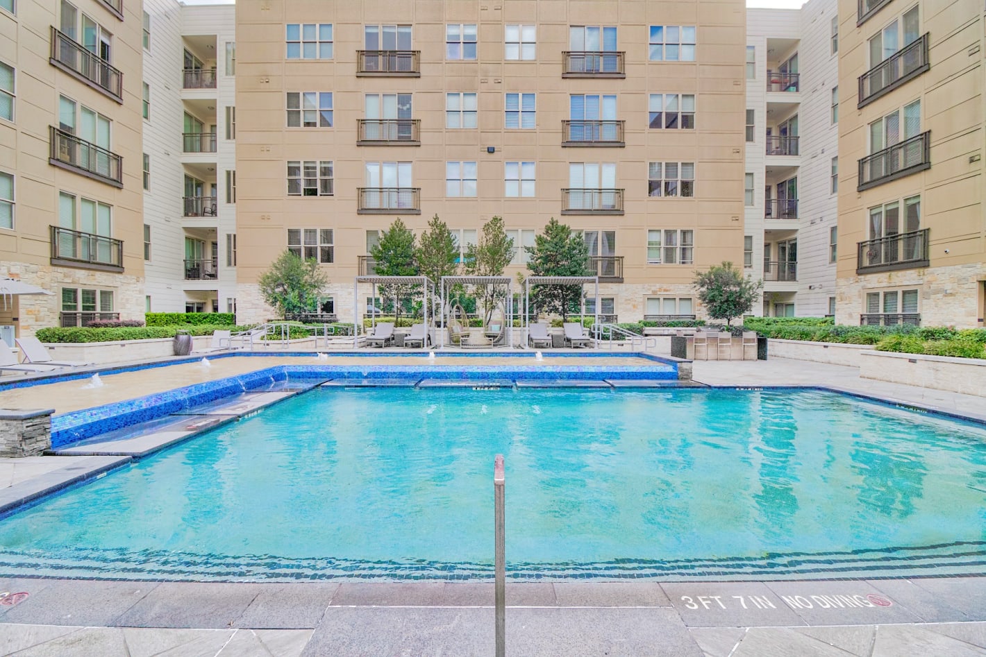 Windsor South Lamar Downtown Austin Apartments for Rent