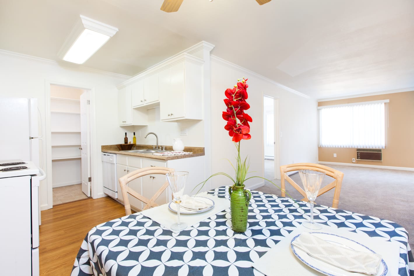 2 Bed - 2 Bath