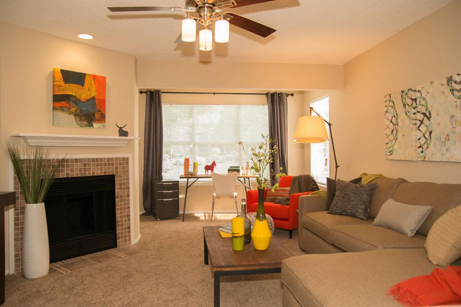 Apartments On Mud Island Riverset Apartments