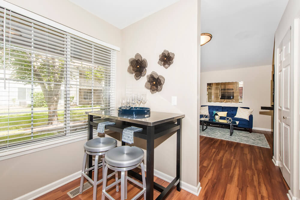 Photos & Videos Windbrooke Crossing Apartments