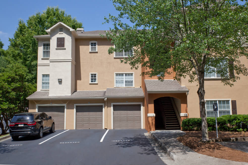Sandy Springs Luxury Apartments Perimeter Circle