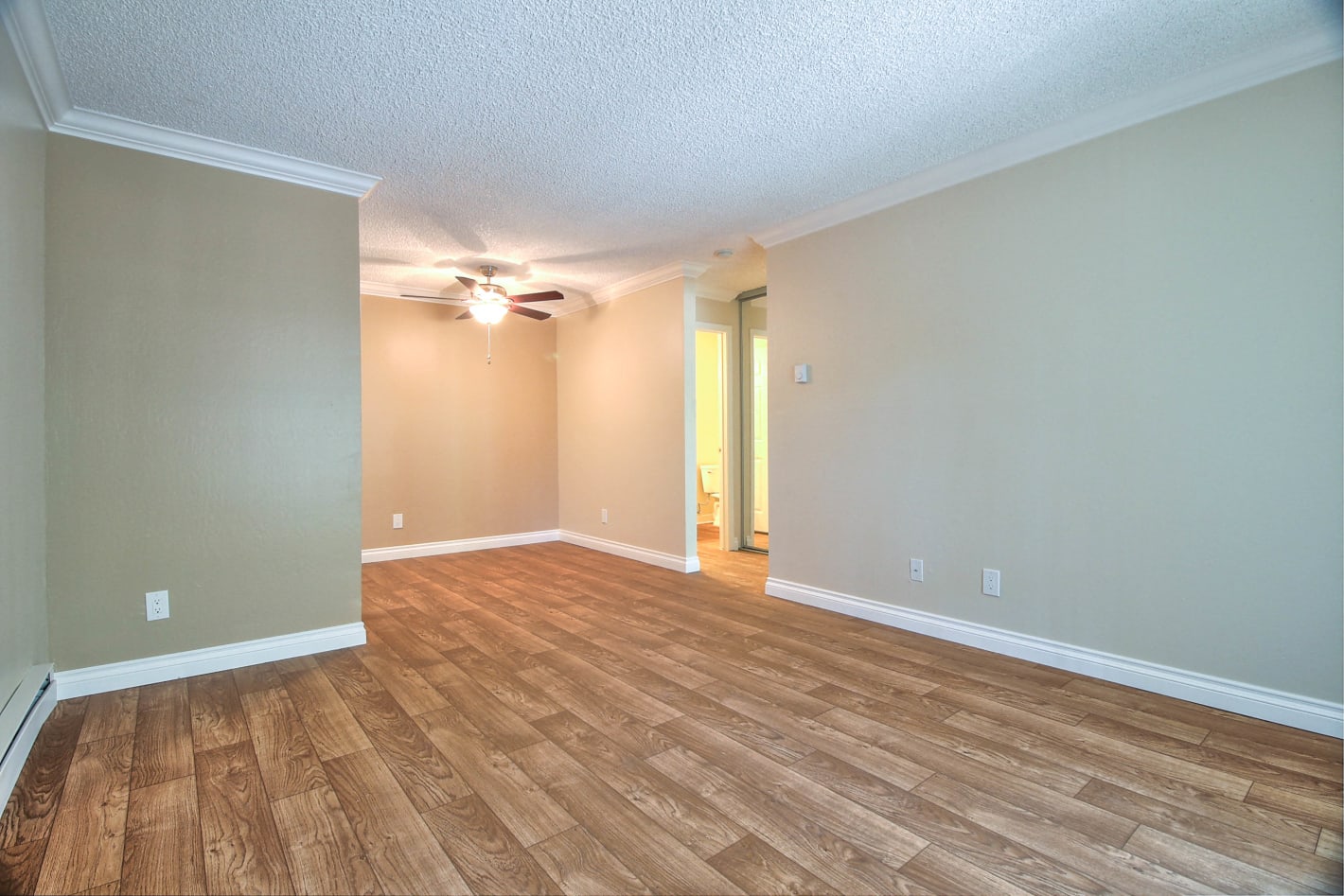 Sunnyvale Apartments for Rent | Sunnyvale Town Center Apartments | Photos