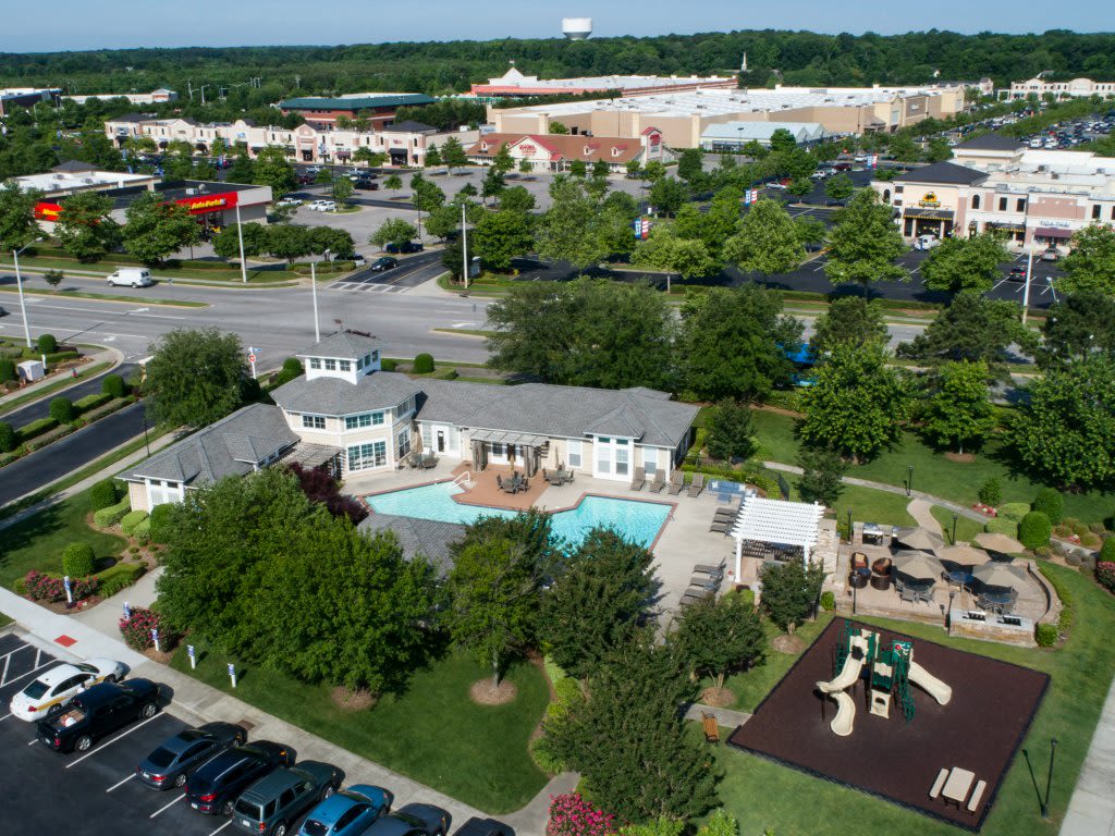 Photos of The Crossings at Red Mill in Virginia Beach, VA