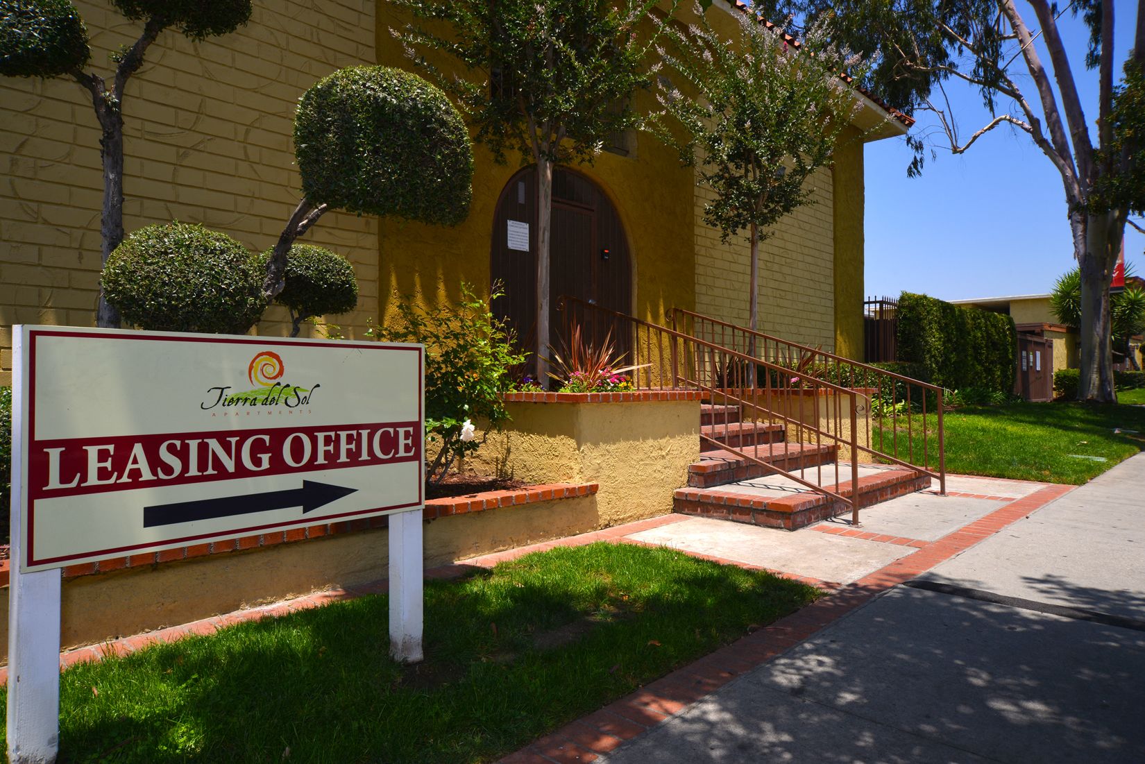 Tierra Del Sol eBrochure