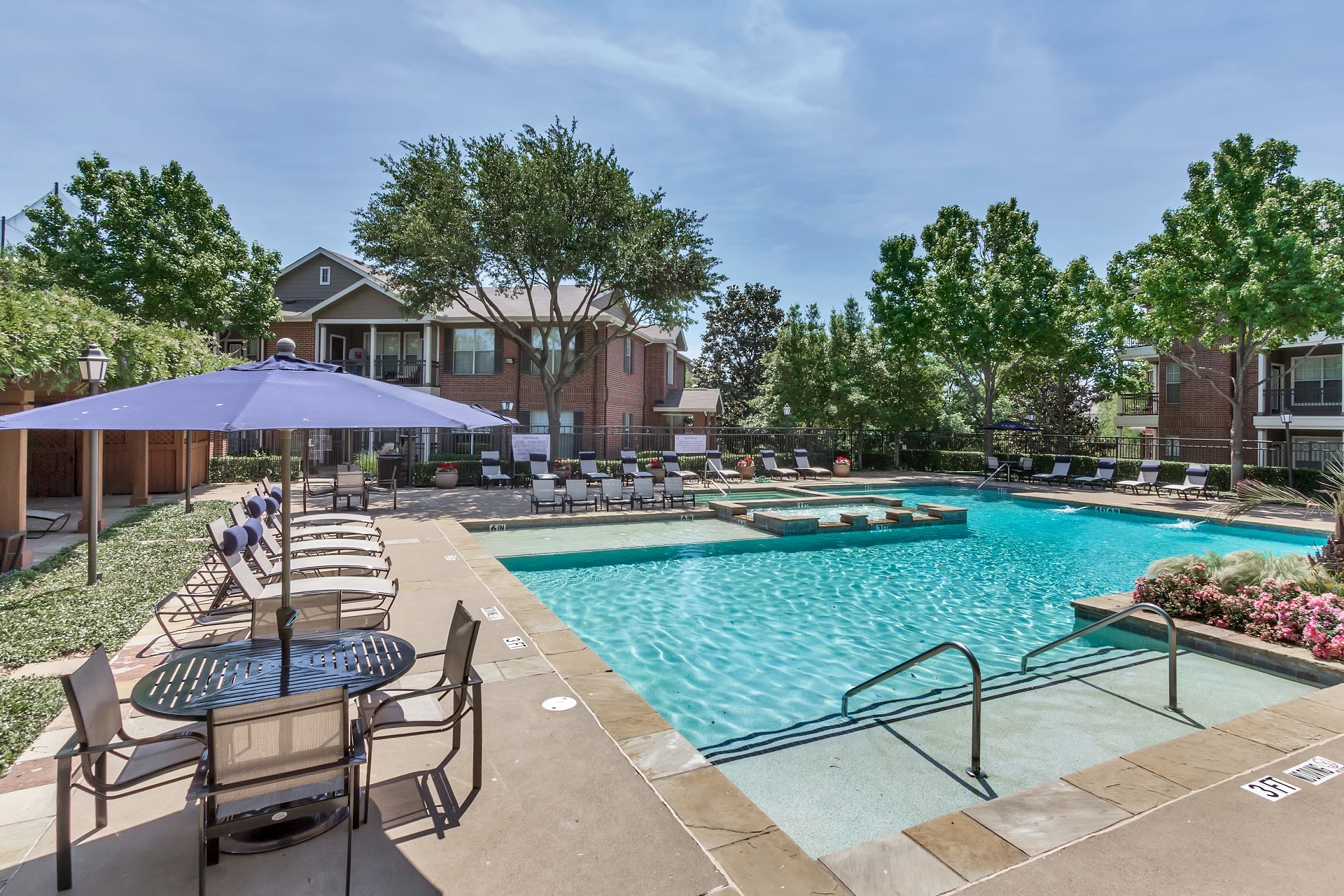 Apartments in Carrollton Windsor Westbridge Photos