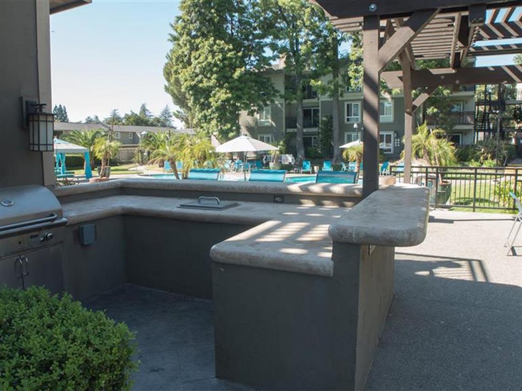 Photos and Video of The Fountains at Point West Apartments in