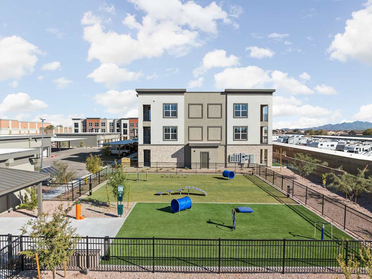 The Maddox official property photograph