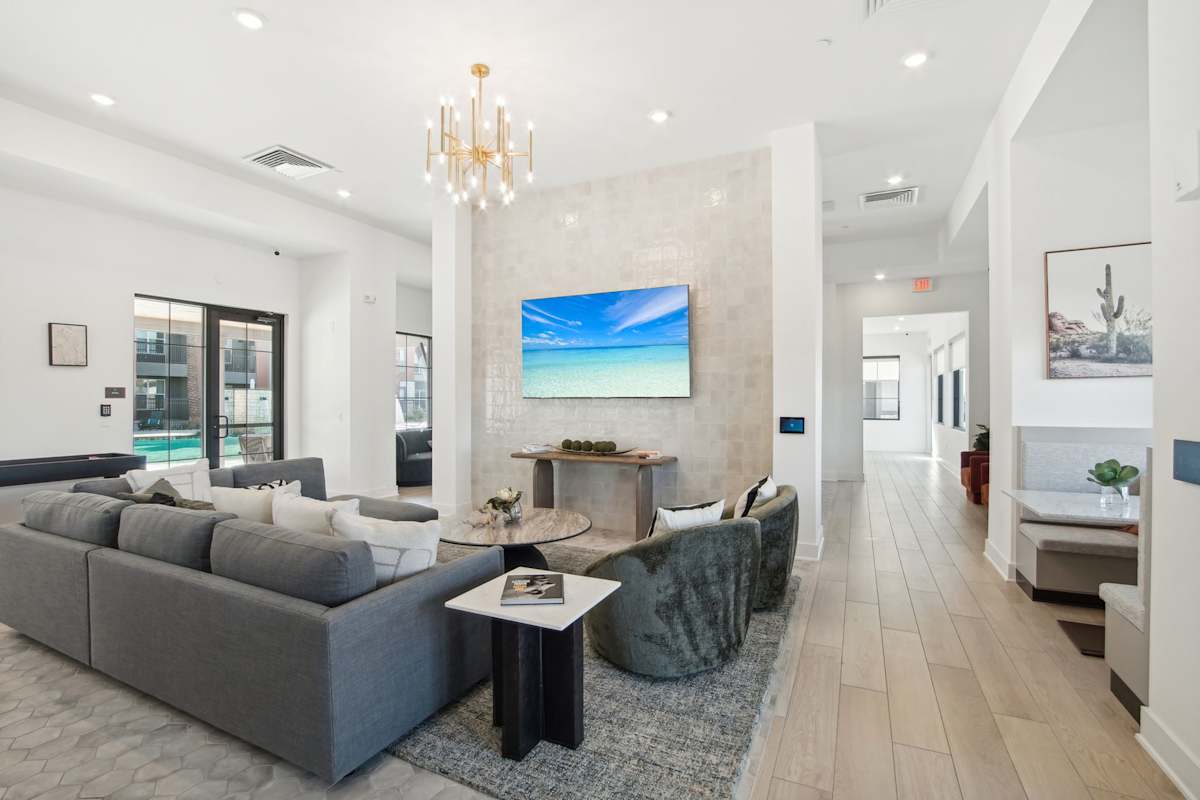 The Maddox official property photograph