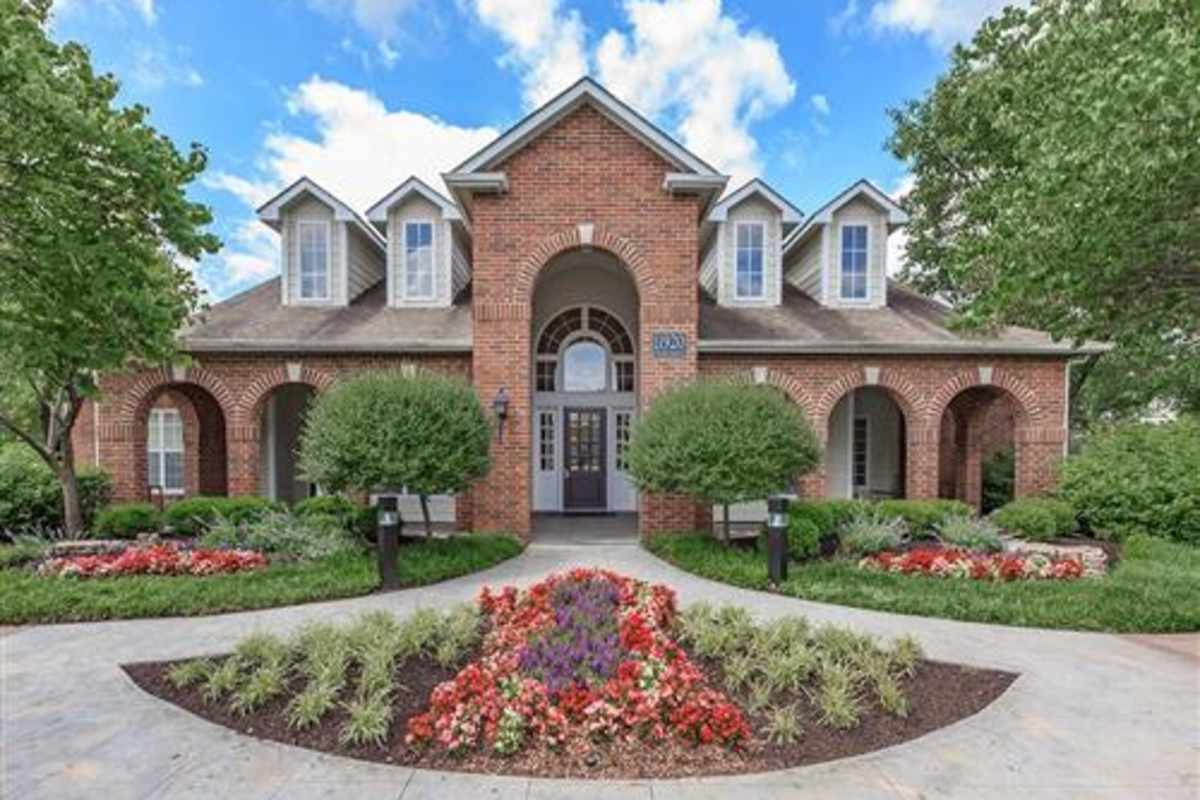 Featured photo of a Price Brothers sister apartment community