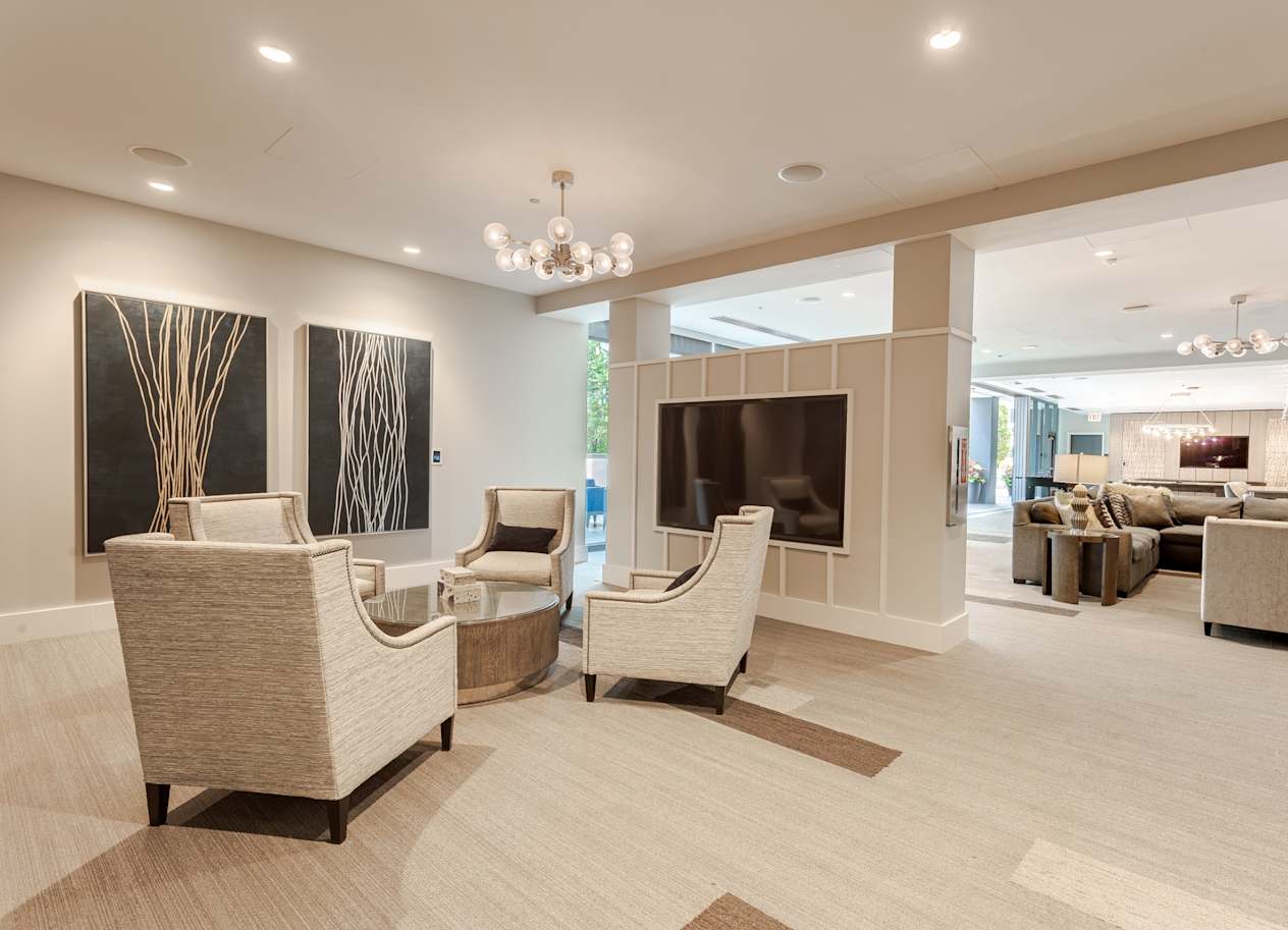 Community Lounge with Seating at The Grand Central Apartments in Chicago, IL 60607